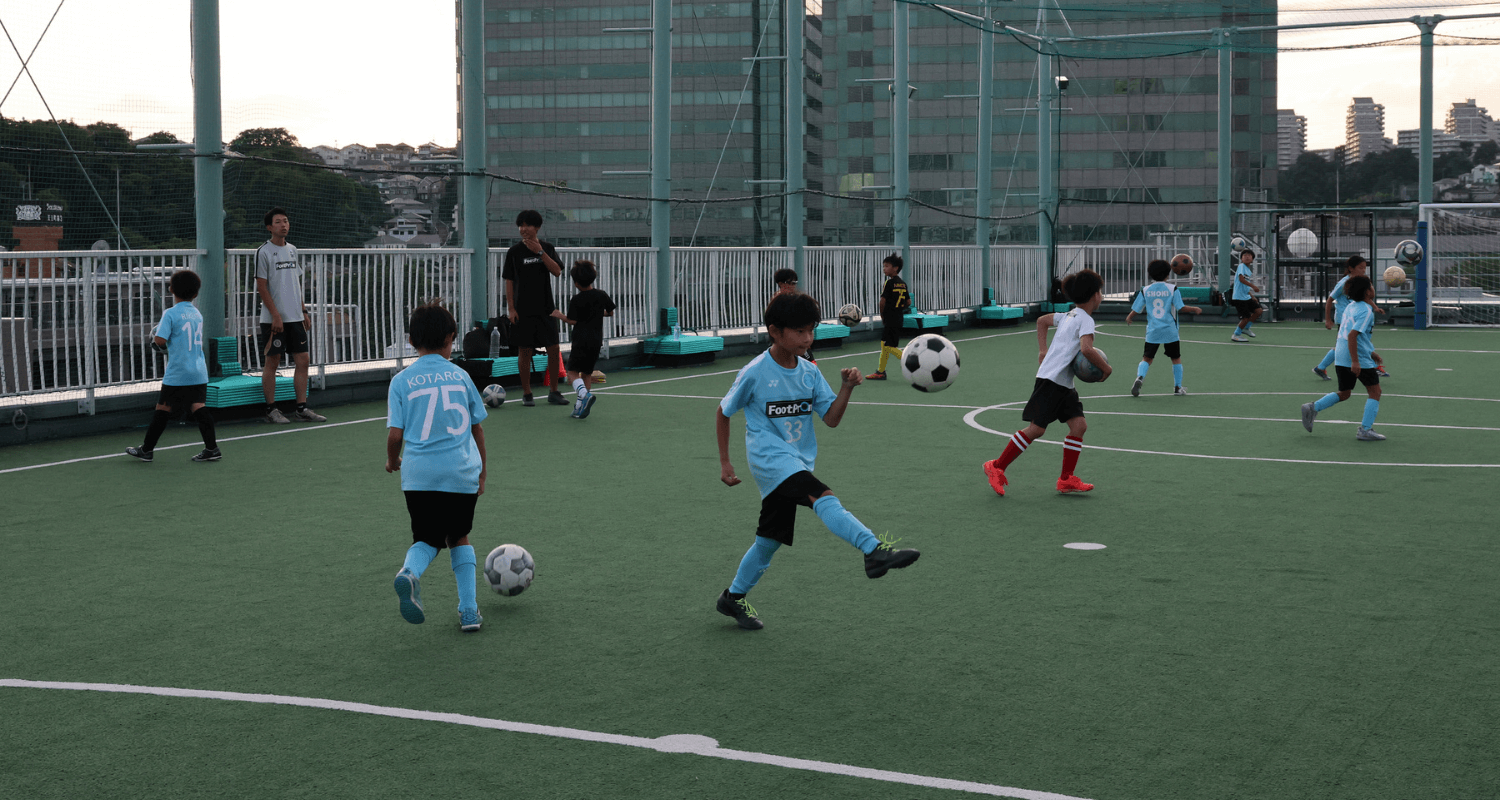 年長〜小6・横浜｜真剣勝負の中で上達できる！GXA 1on1サッカースクール 横浜・天王町校